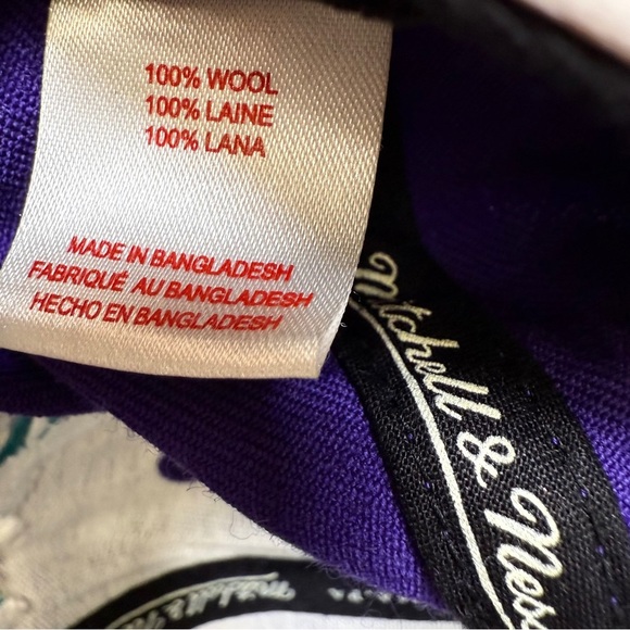 Mitchell Ness Charlotte Hornets Snapback Hat Blue Script Wool Hardwood Classics - Picture 6 of 7